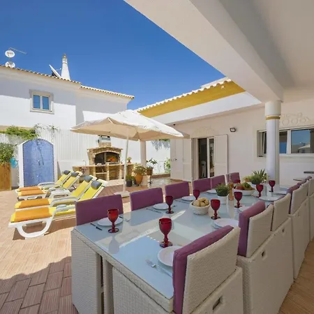 Cavi * Olhos de Agua (Albufeira)