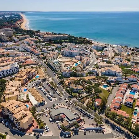 Cavi Olhos de Agua (Albufeira)