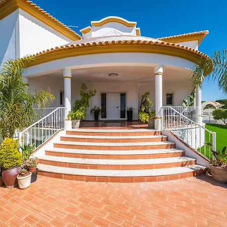 Cavi Villa Olhos de Agua (Albufeira)