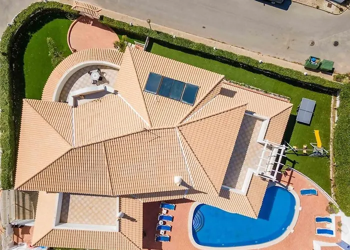 Cavi * Olhos de Agua (Albufeira)