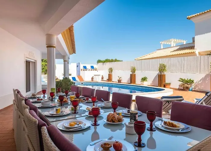 Cavi Olhos de Agua (Albufeira)